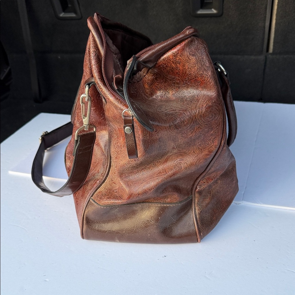 Bueno Brown Satchel Tote with Adjustable Shoulder Strap - Picture 5 of 9